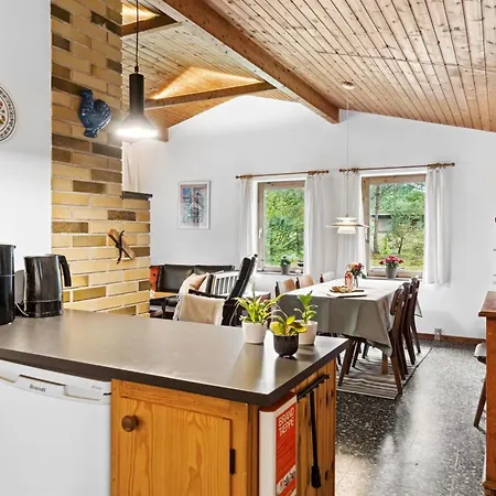 Ferienhaus Fulla - 650m From The Sea By Interhome